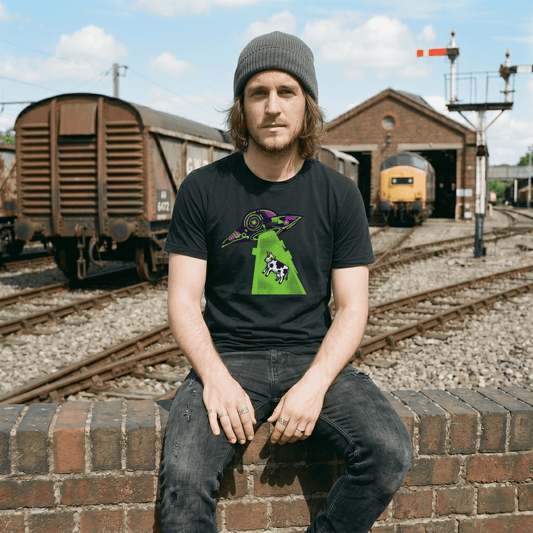 Abduction T-Shirt - The Teeze