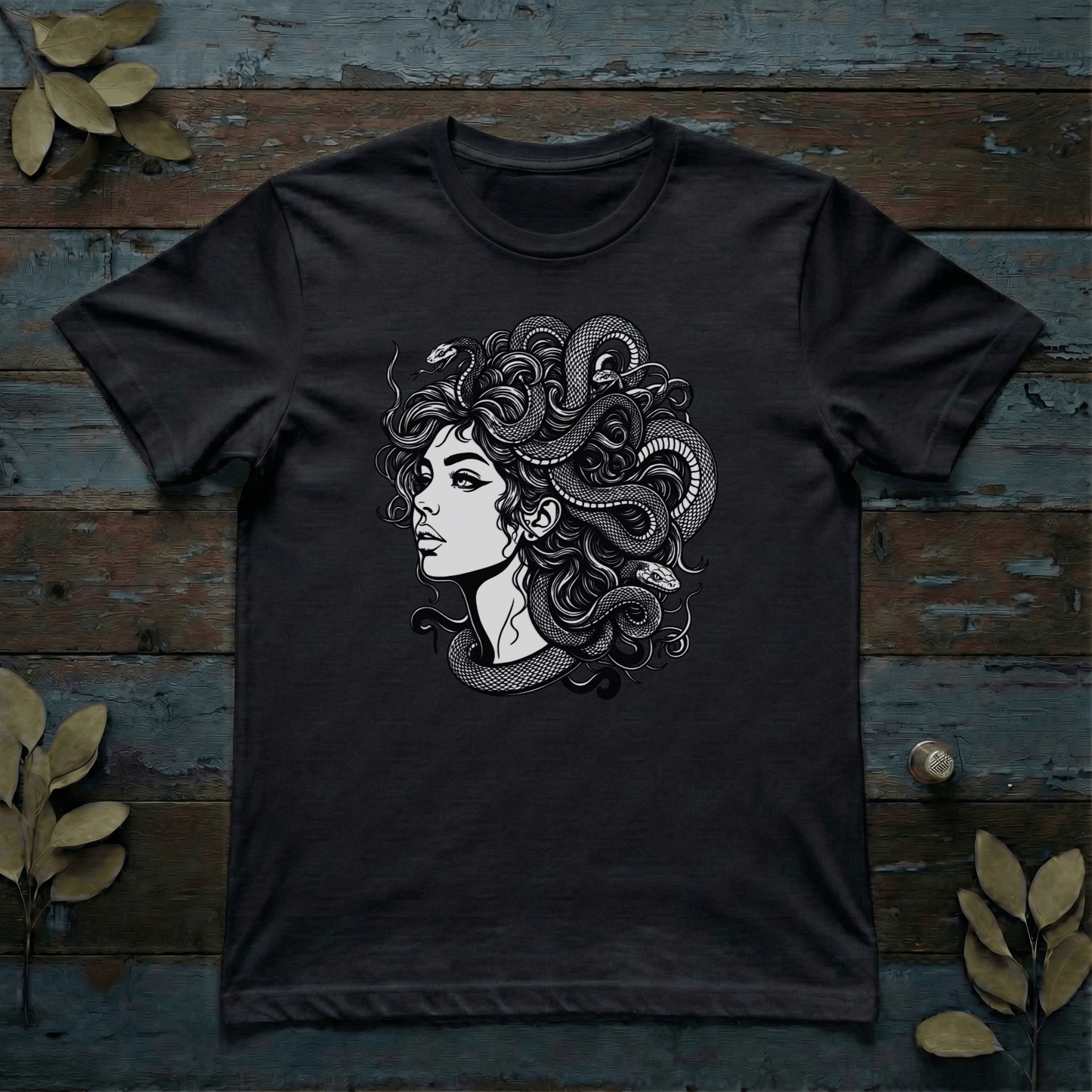 Medusa T-Shirt - The Teeze