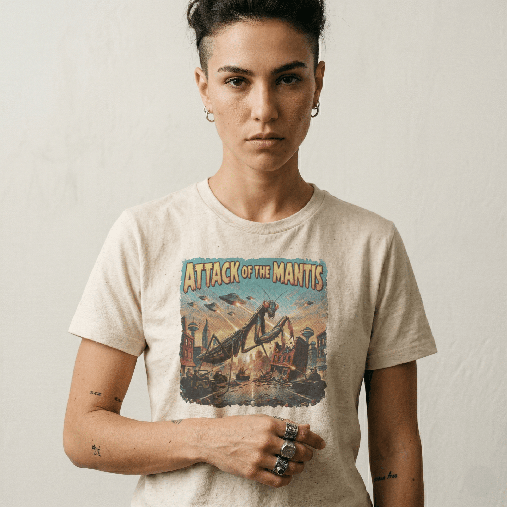 The Kaiju Mantis T-Shirt - The Teeze